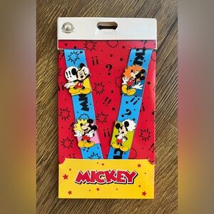 Disney Parks Mickey Mouse 4 Pin Lanyard Starter Set